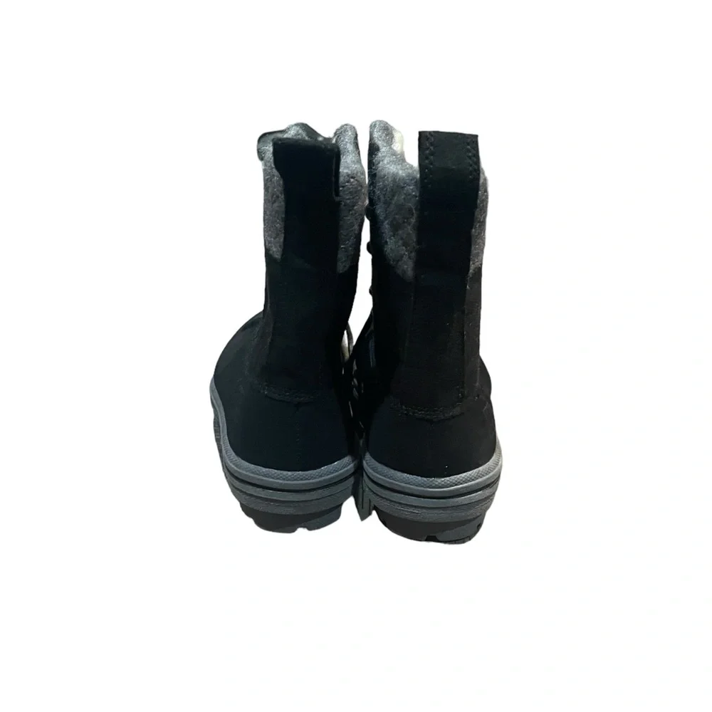 Rugged Outback Black with Gray Lace up boots‎